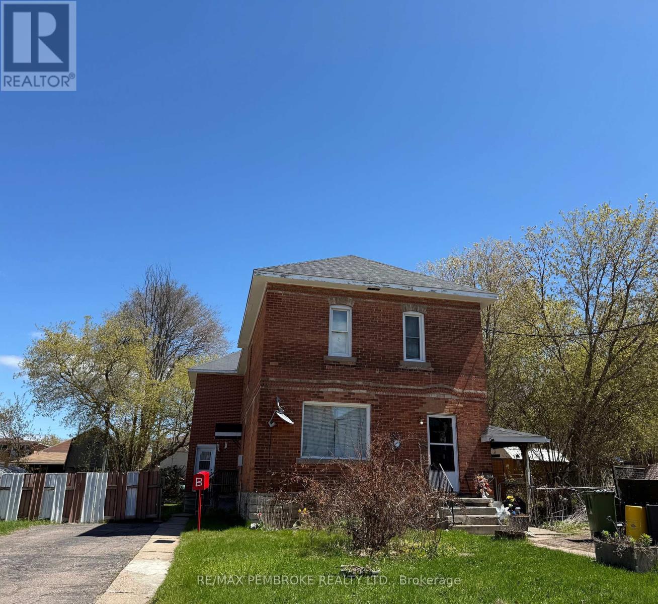 153 CECELIA STREET Property Photo 1
