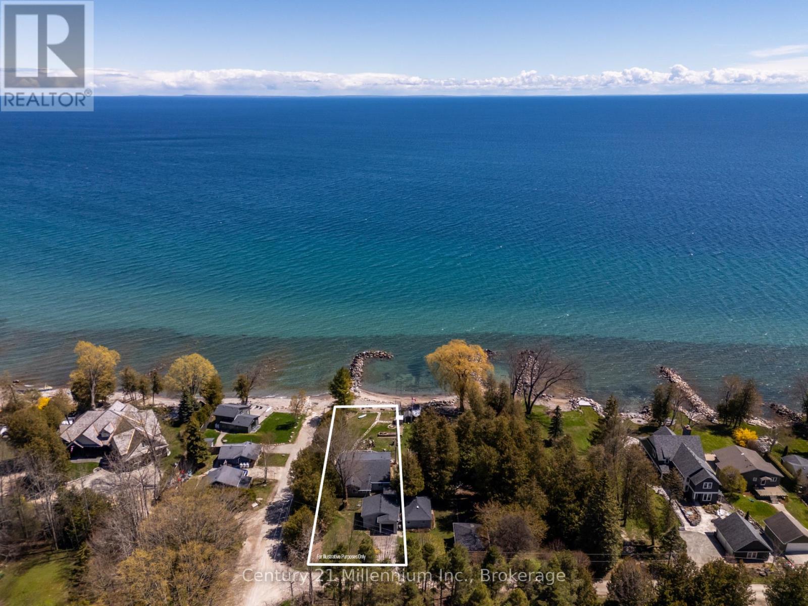 117 Kiowana Beach Road Property Photo 3