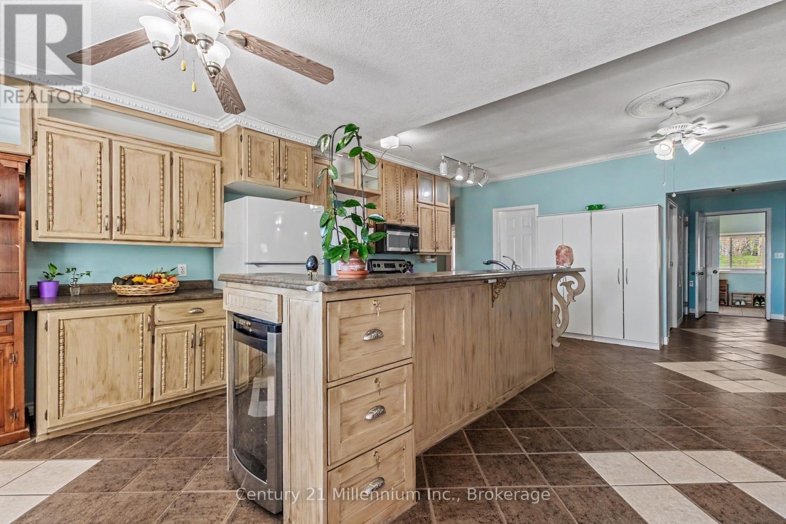 117 Kiowana Beach Road Property Photo 21