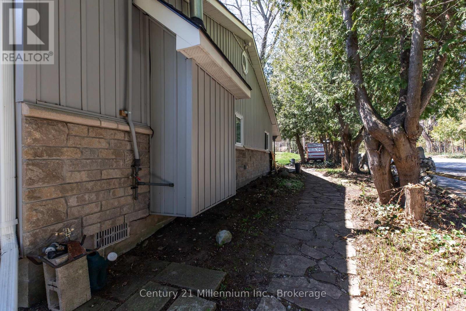 117 Kiowana Beach Road Property Photo 43
