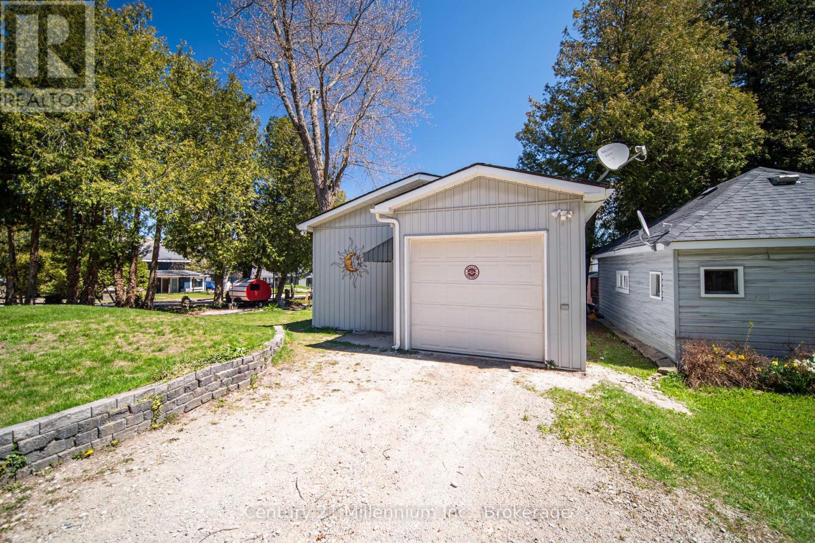 117 Kiowana Beach Road Property Photo 45
