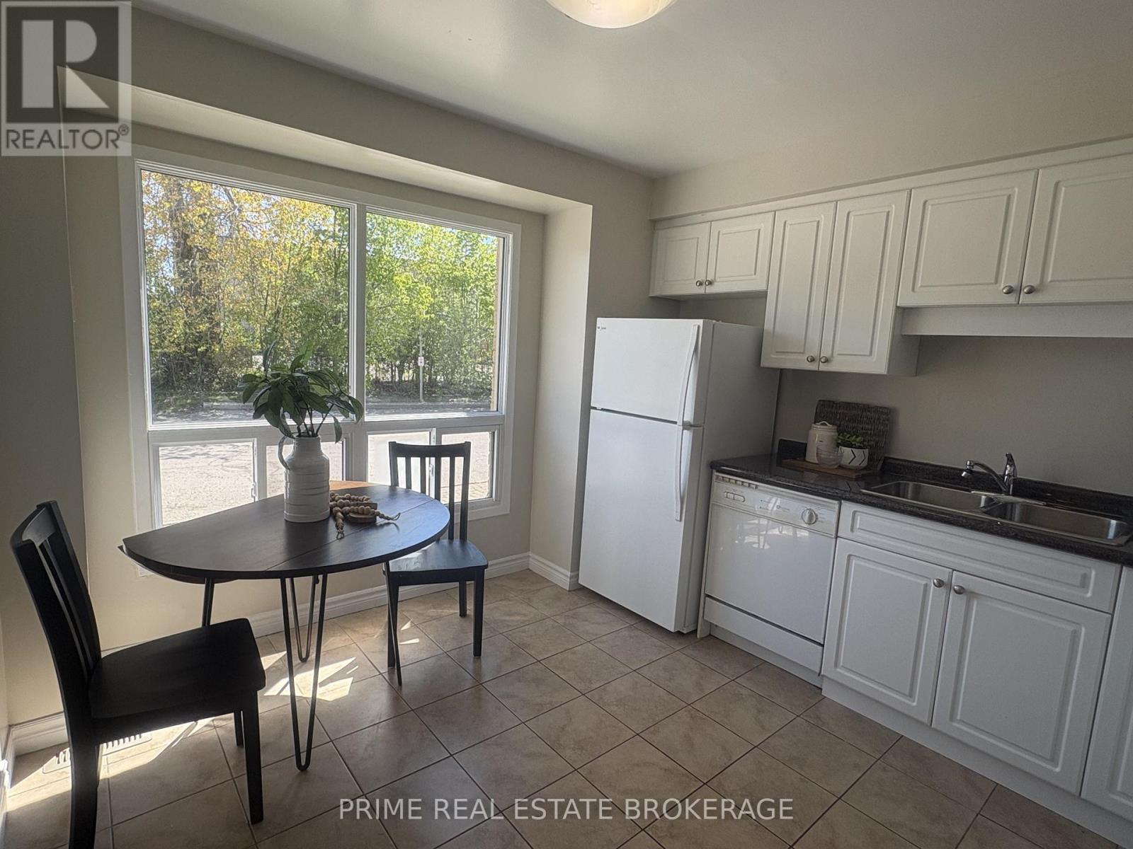 58 - 35 Waterman Avenue Property Photo 2