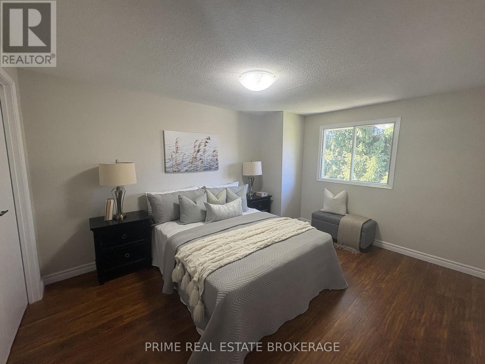 58 - 35 Waterman Avenue Property Photo 14