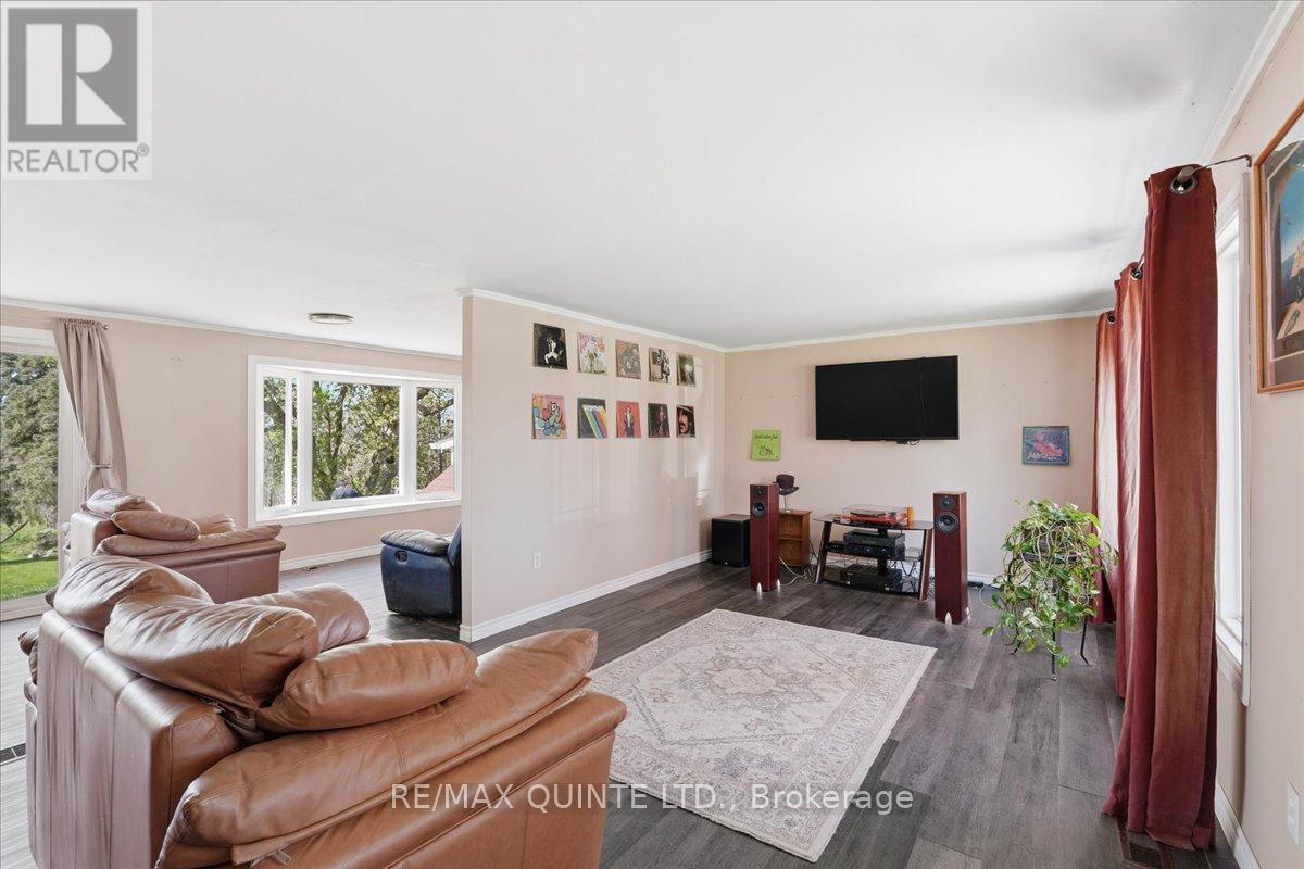1467 County Rd 15 Road Property Photo 6