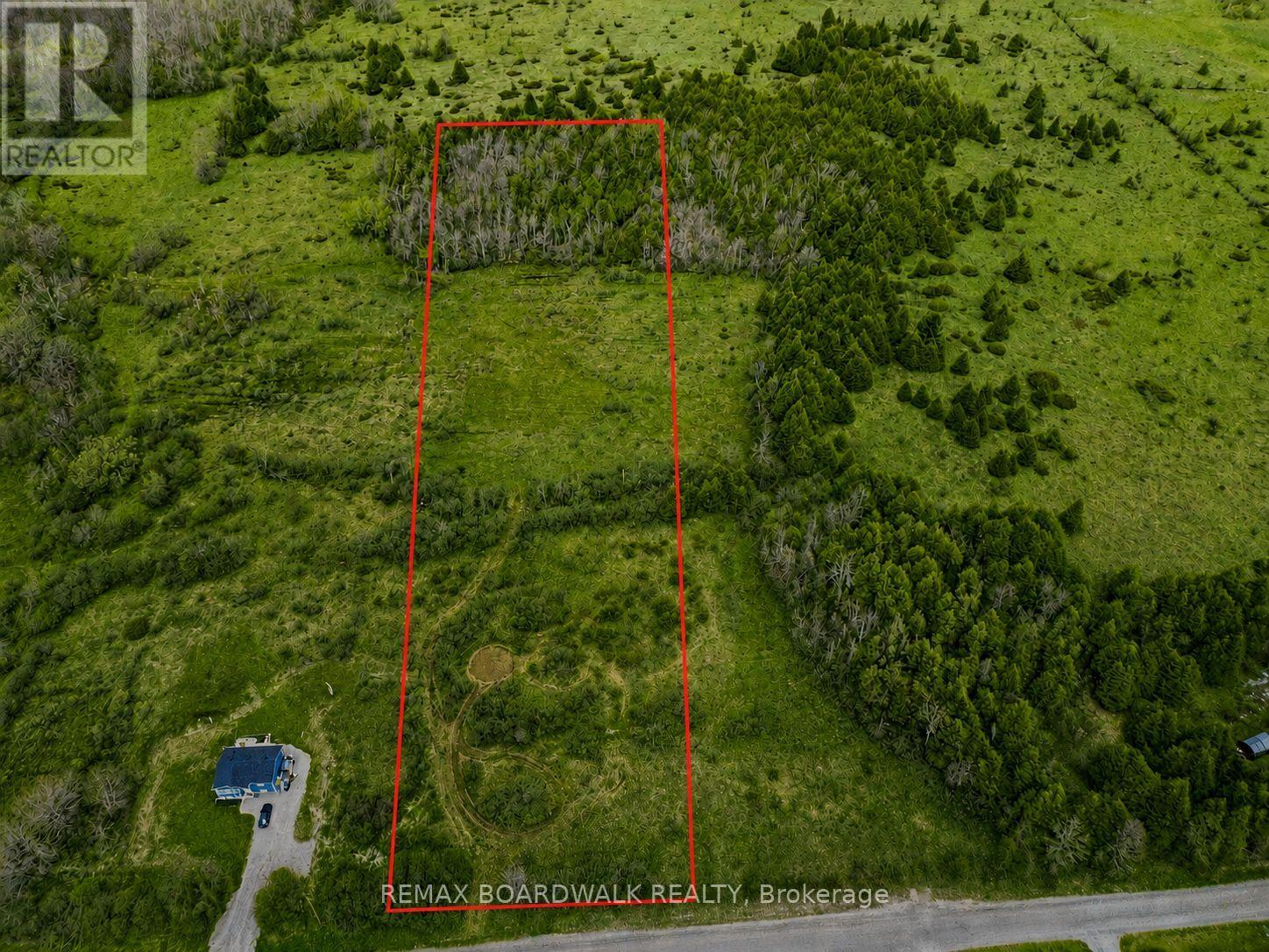 716 William Campbell Road Property Photo 2