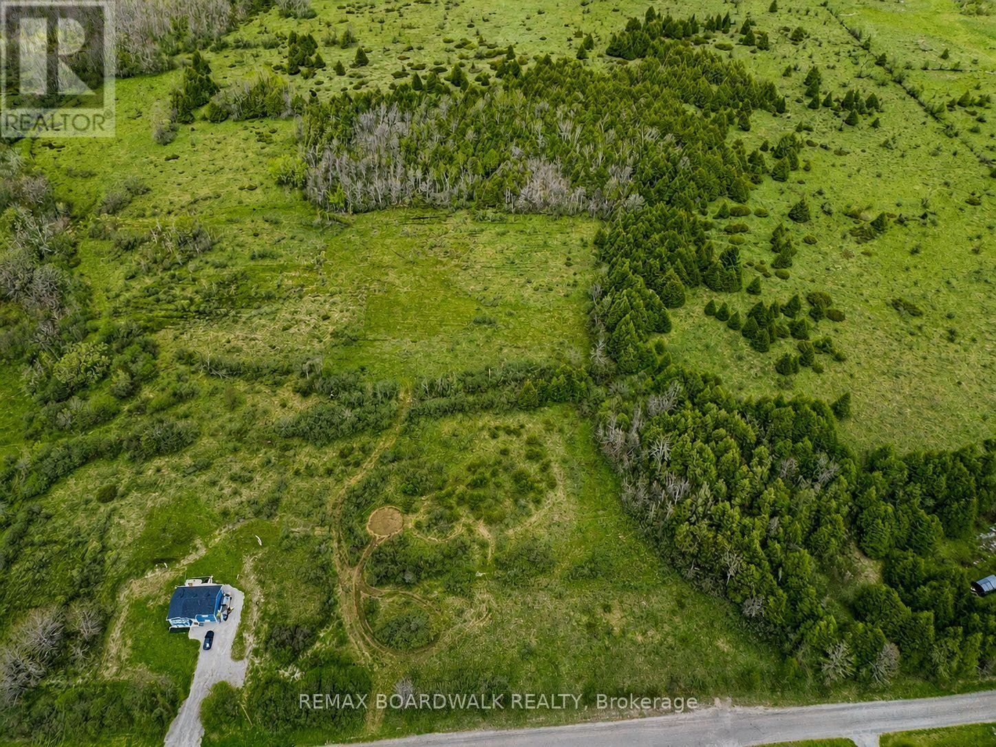 716 William Campbell Road Property Photo 3