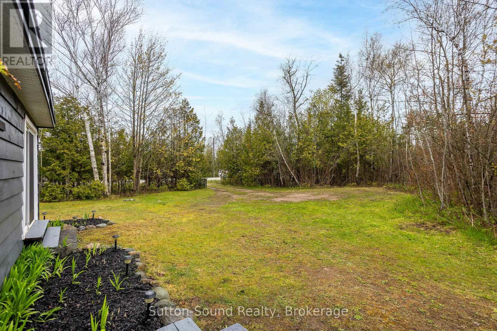 516 Bruce Road 13 Road Property Photo 9
