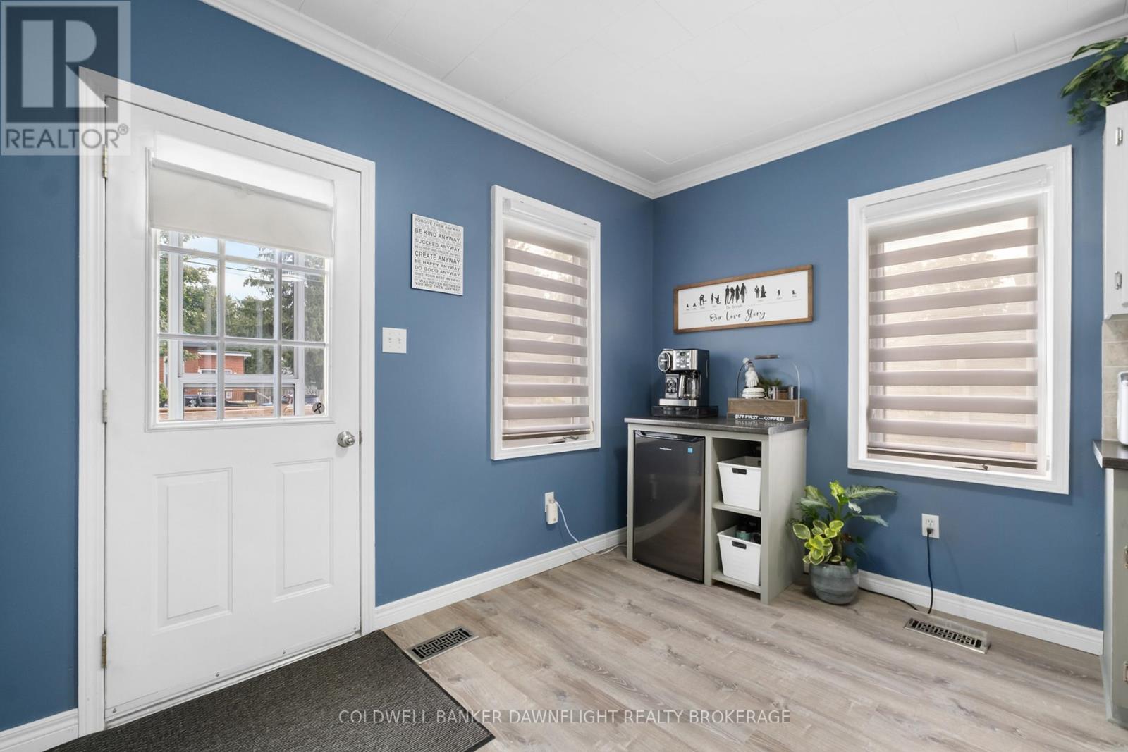 383 William Street Property Photo 12