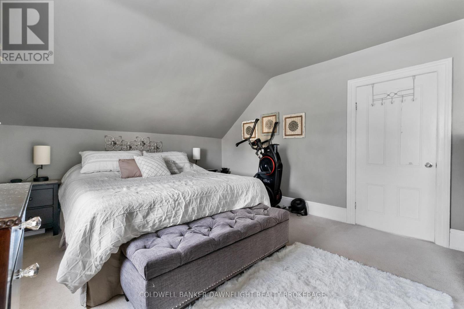 383 William Street Property Photo 22