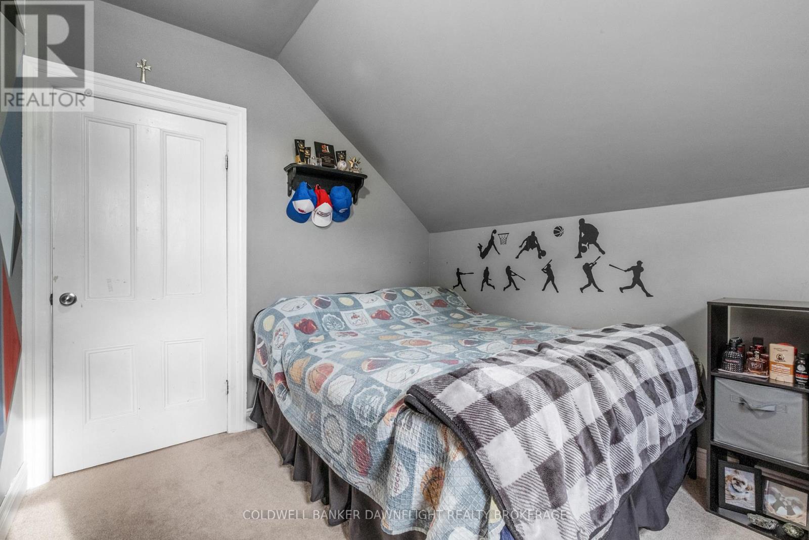 383 William Street Property Photo 27
