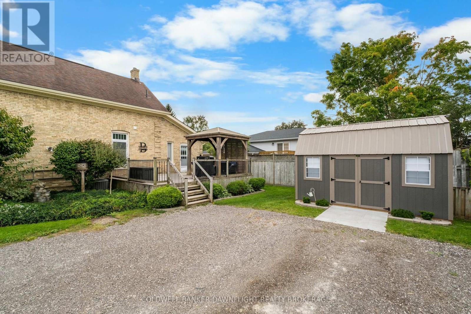 383 William Street Property Photo 41
