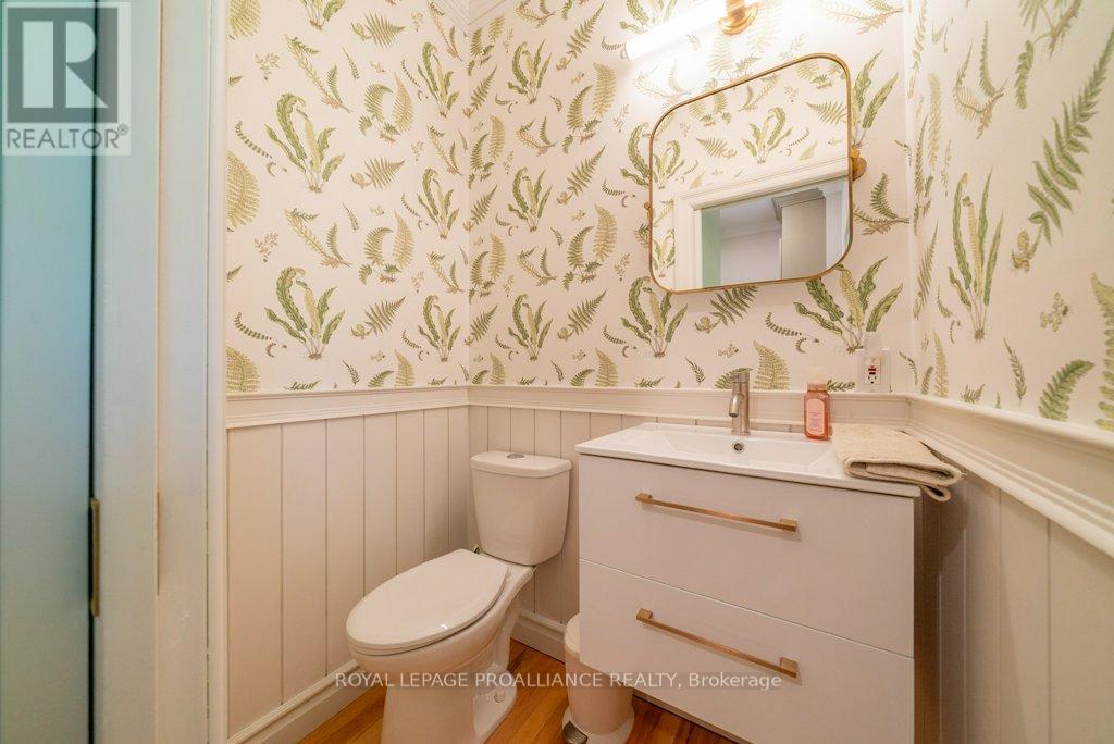 403 Henniger Road Property Photo 12