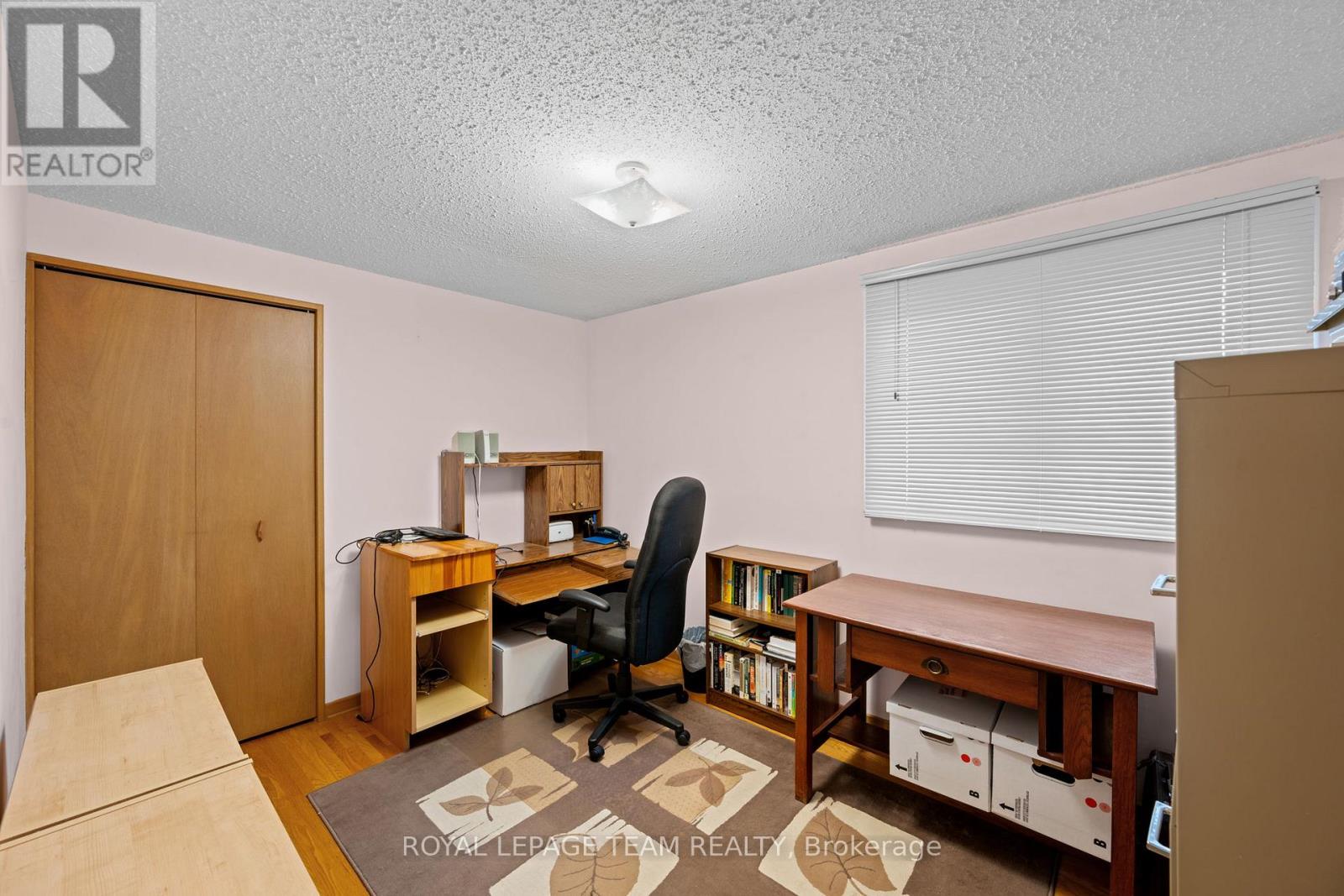 7 Centrepark Drive Property Photo 21