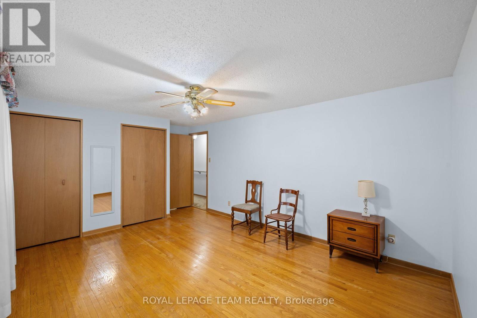 7 Centrepark Drive Property Photo 24