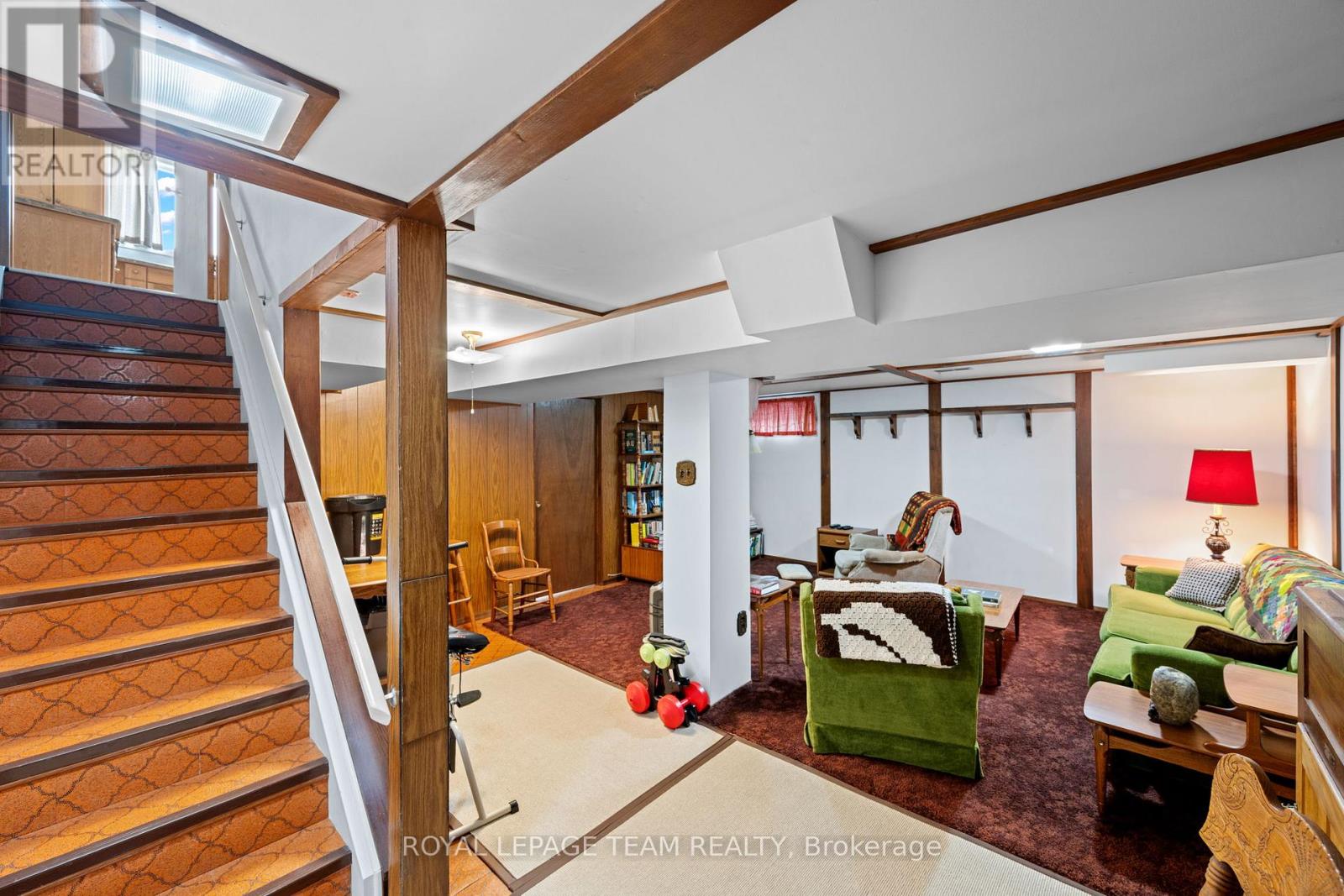 7 Centrepark Drive Property Photo 27