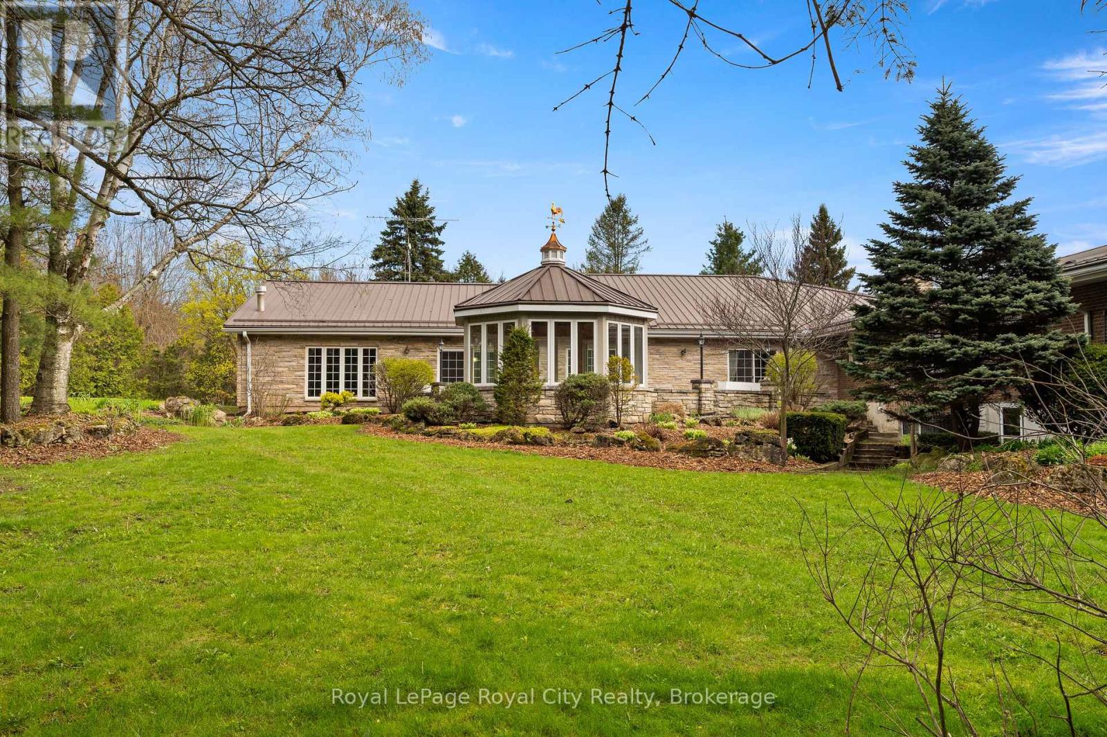 4646 Sideroad 20 N Property Photo 3