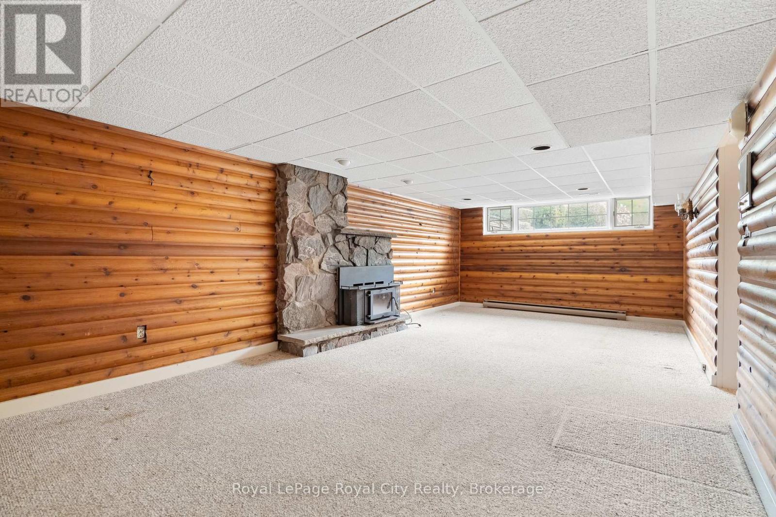 4646 Sideroad 20 N Property Photo 31