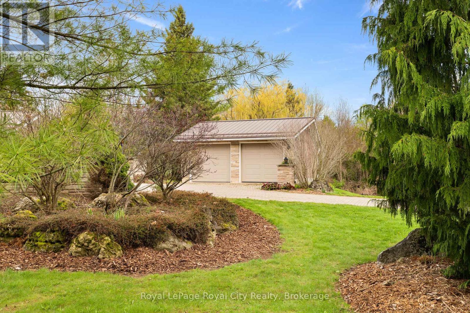 4646 Sideroad 20 N Property Photo 47