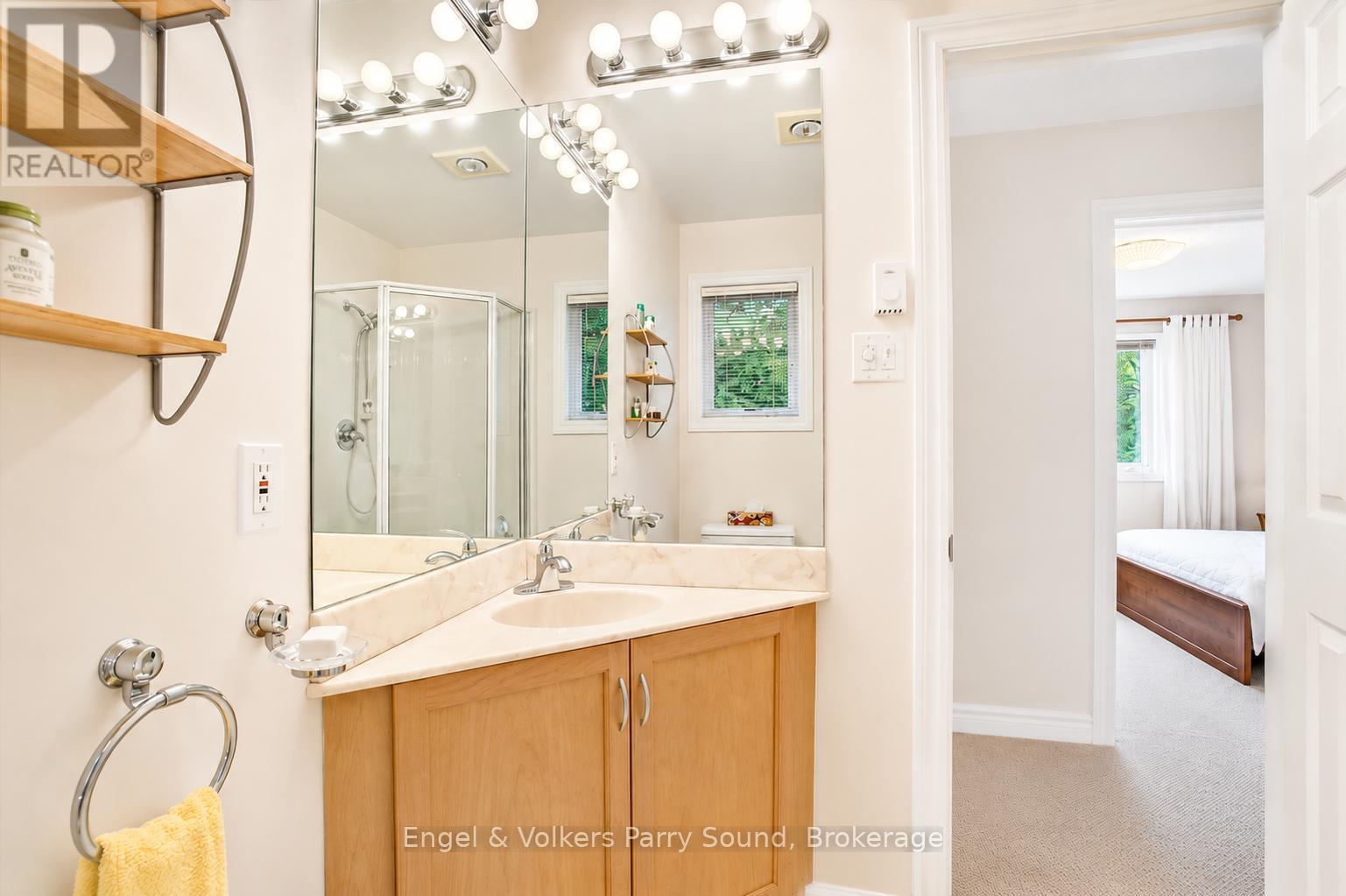 1 Loon Bay Property Photo 16