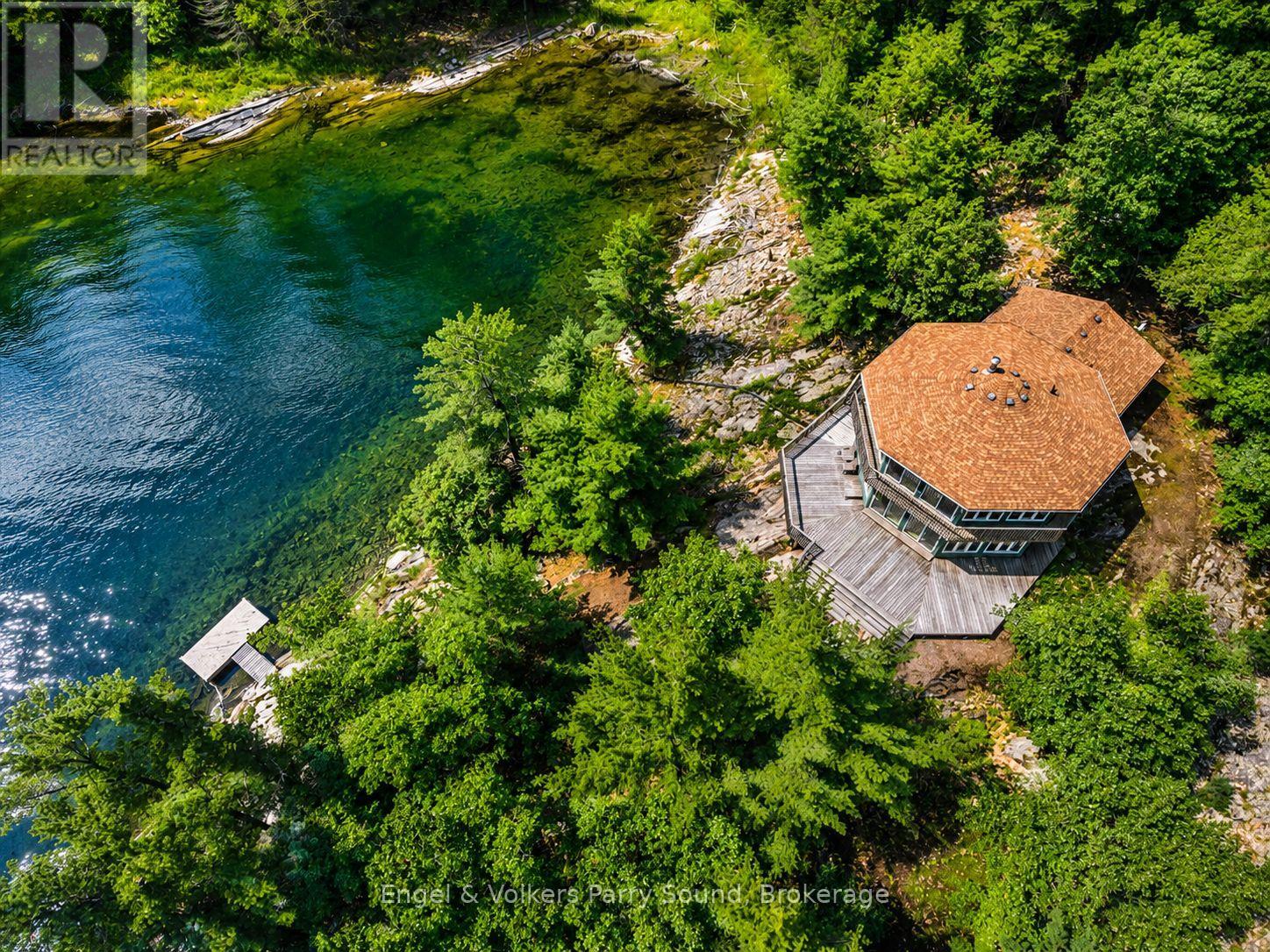 1 Loon Bay Property Photo 32