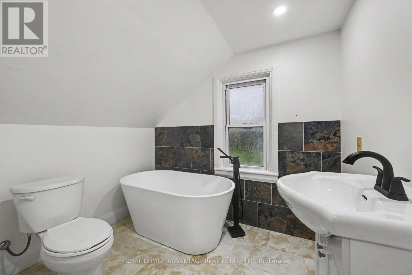 3004 Rideau Ferry Road Property Photo 19