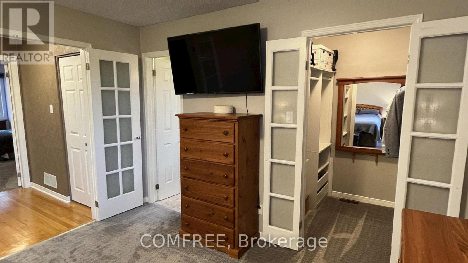 10 Durbin Court Property Photo 15