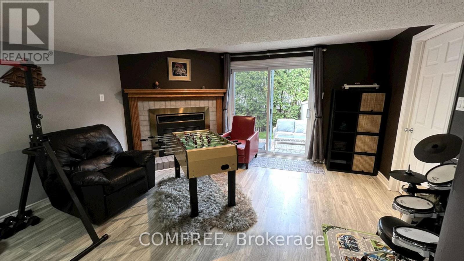 10 Durbin Court Property Photo 17