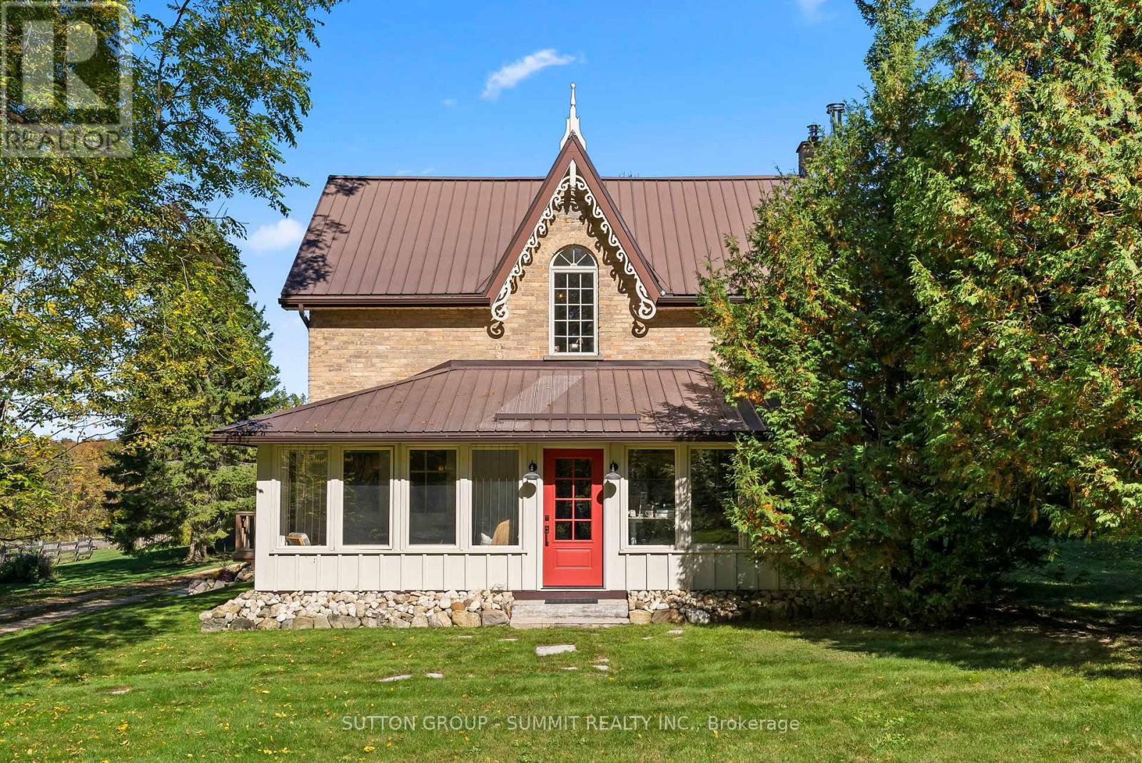 502349 10 Concession Property Photo 1