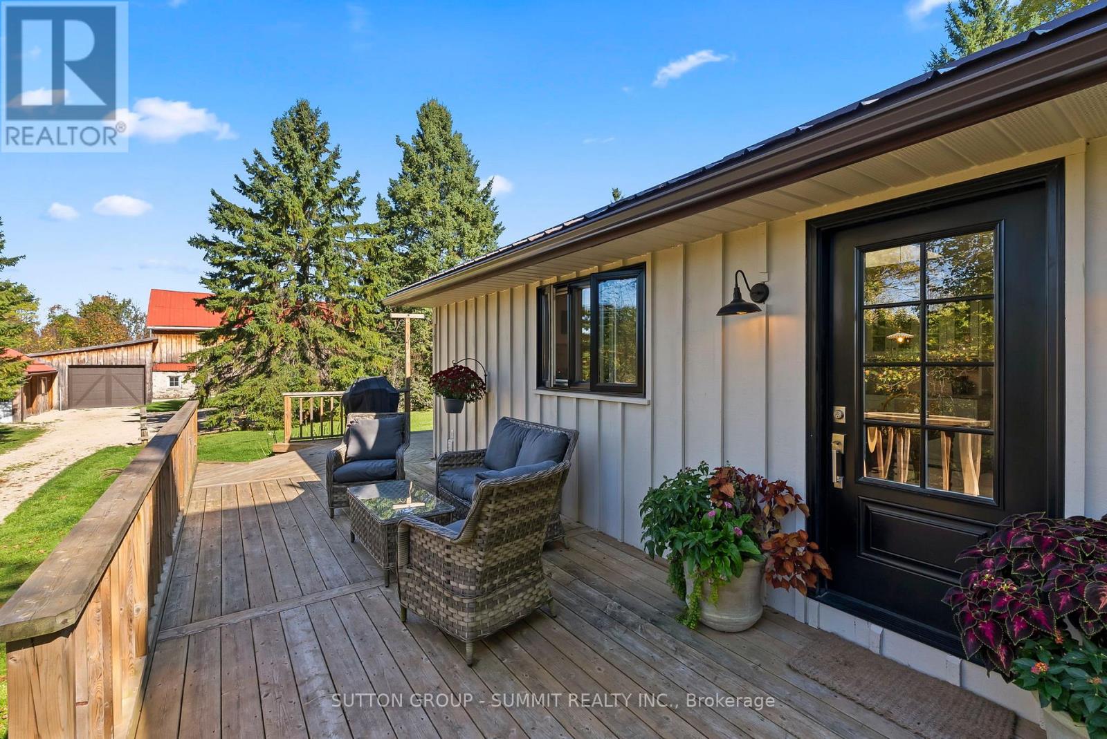 502349 10 Concession Property Photo 5