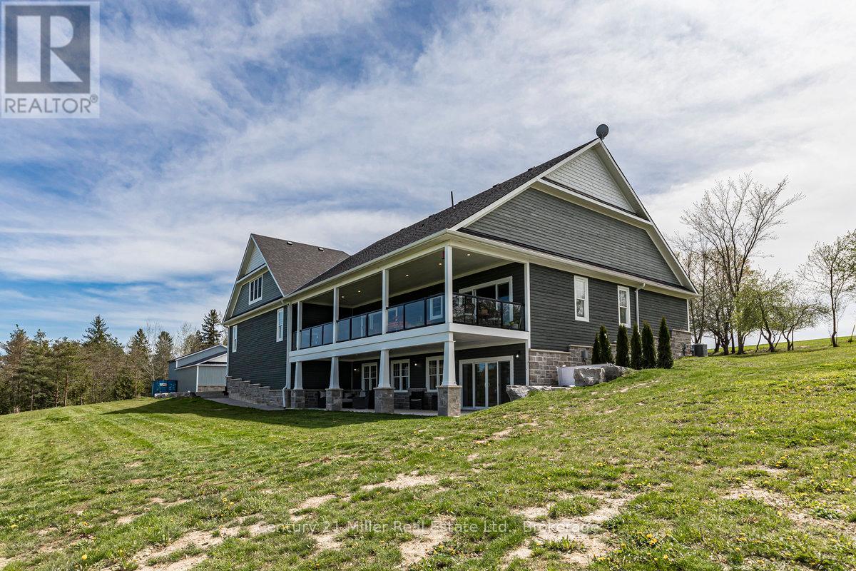5583 Third Line Property Photo 40