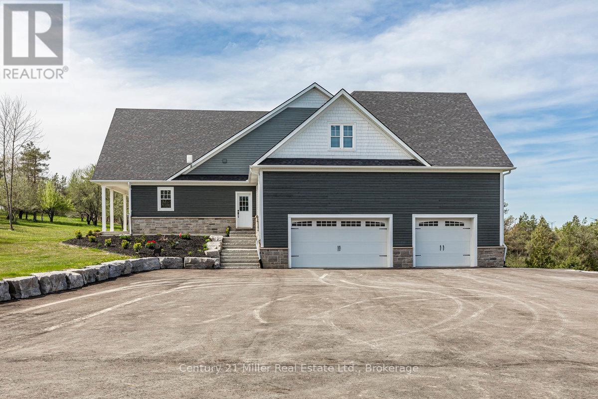5583 Third Line Property Photo 43