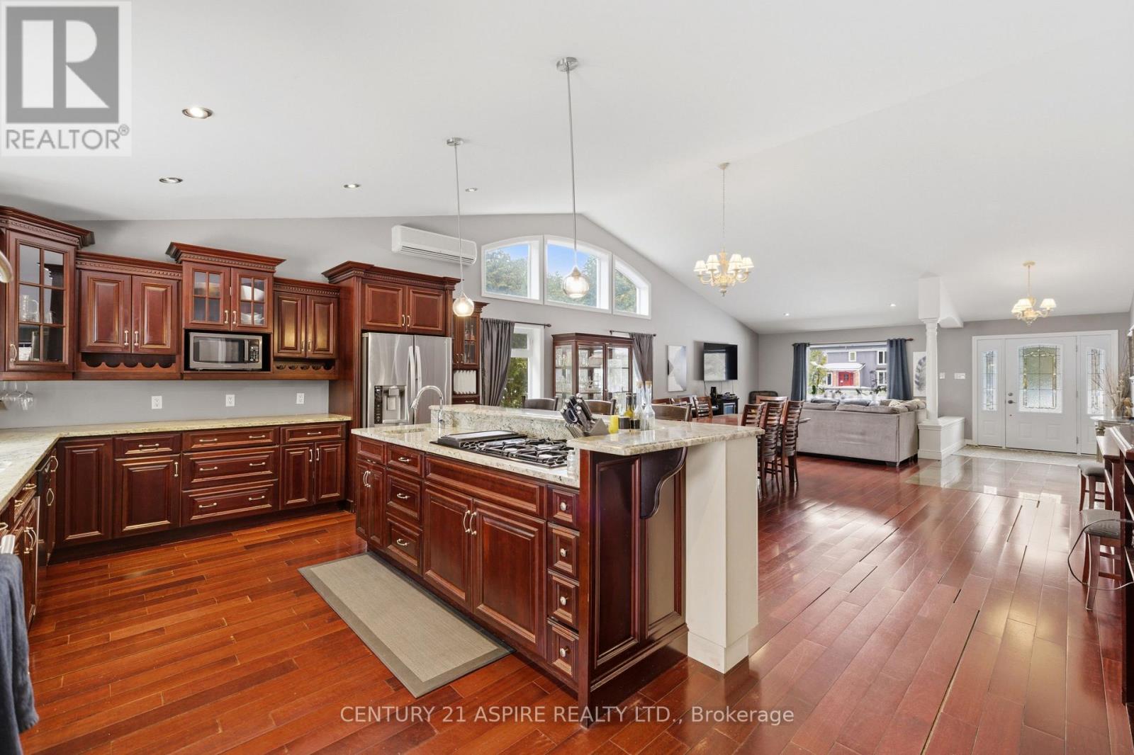 84 Pinewood Place Property Photo 10
