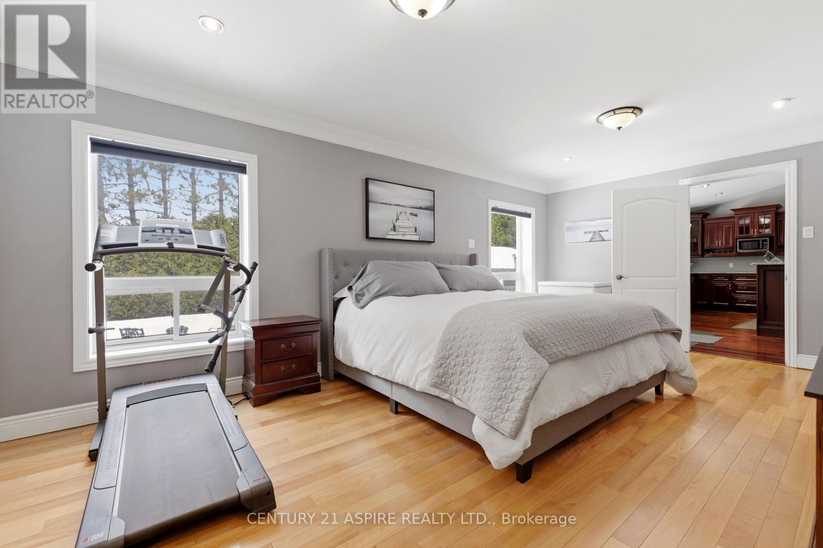84 Pinewood Place Property Photo 14