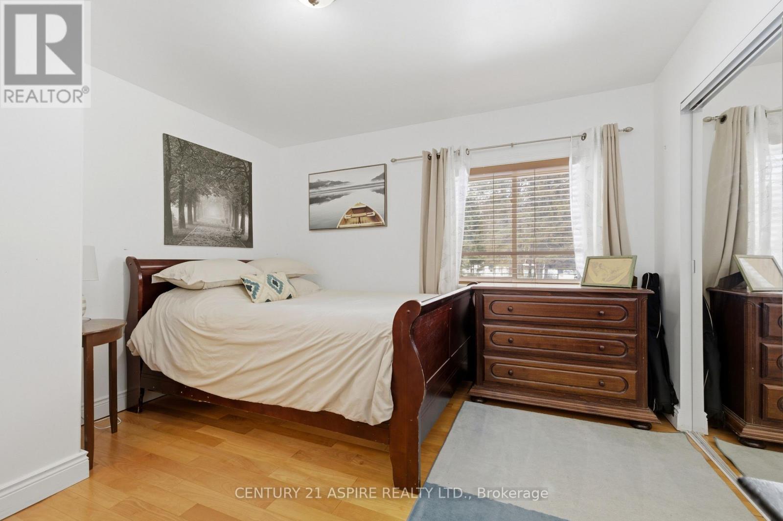 84 Pinewood Place Property Photo 24