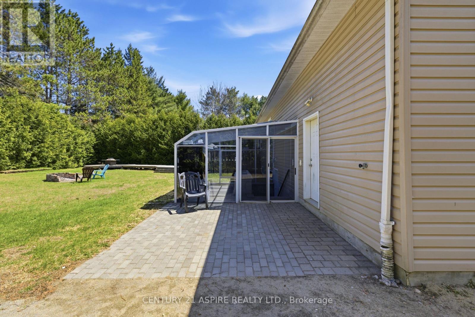 84 Pinewood Place Property Photo 25