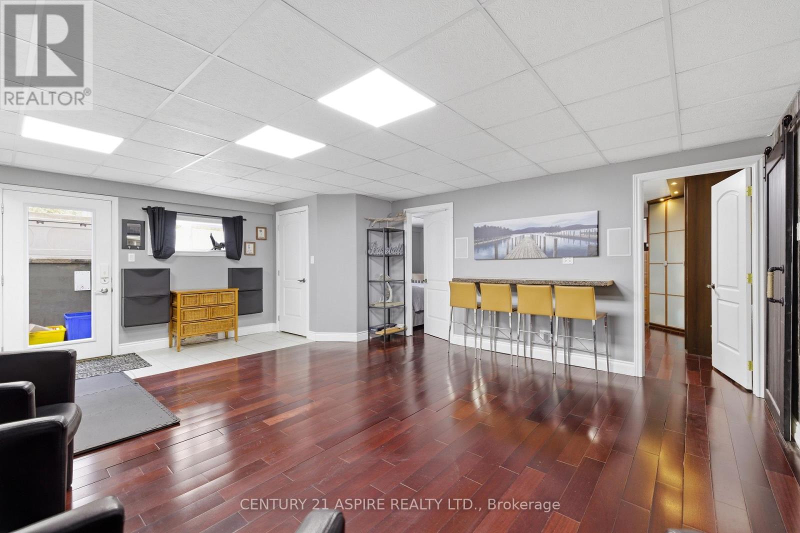 84 Pinewood Place Property Photo 26