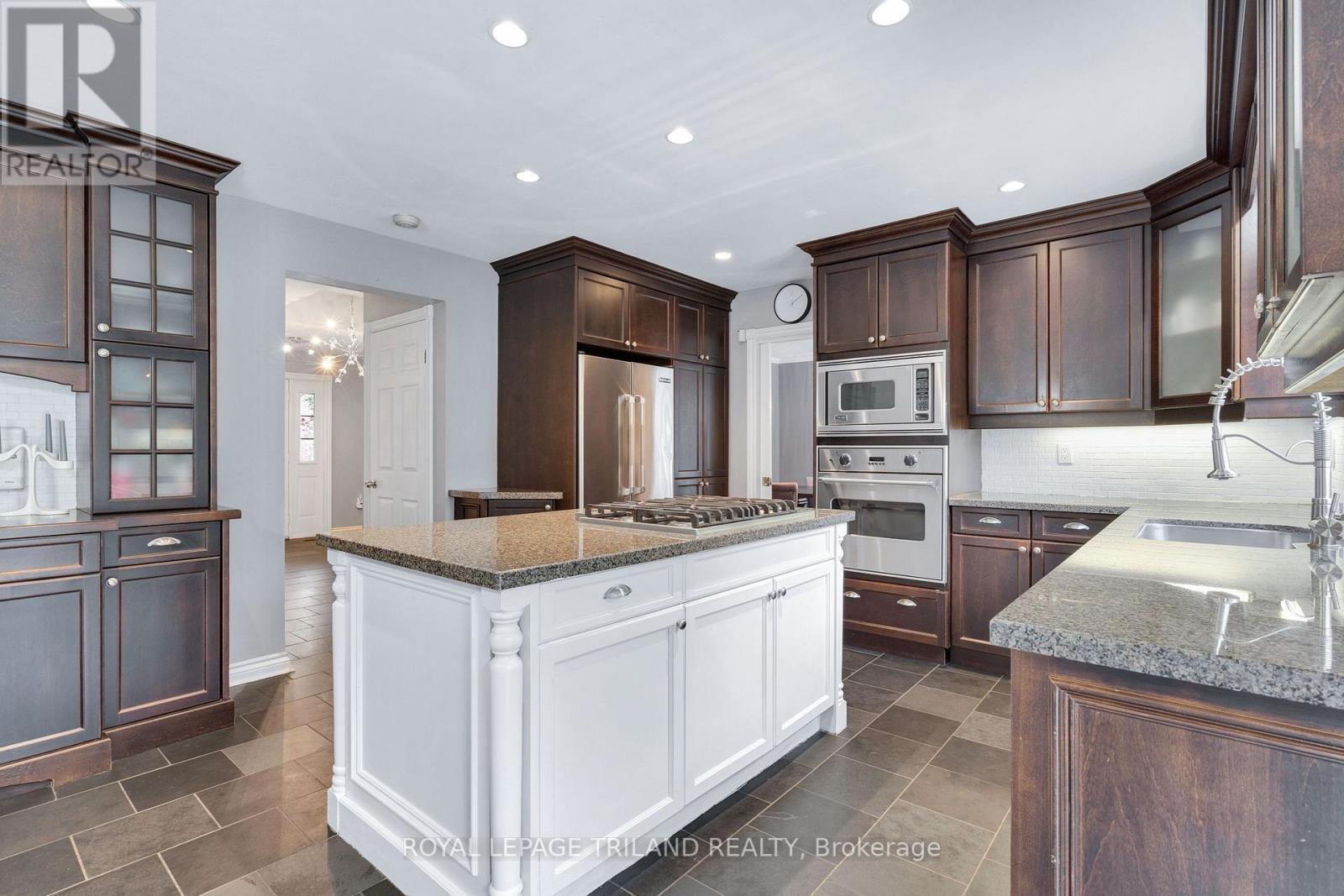 148 Salisbury Drive Property Photo 15