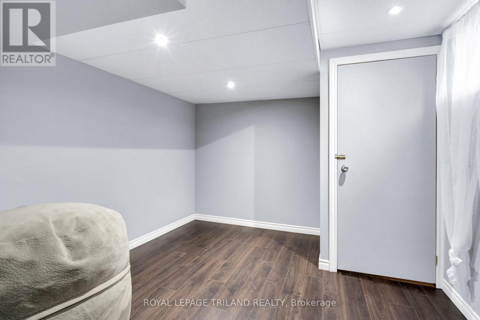148 Salisbury Drive Property Photo 40
