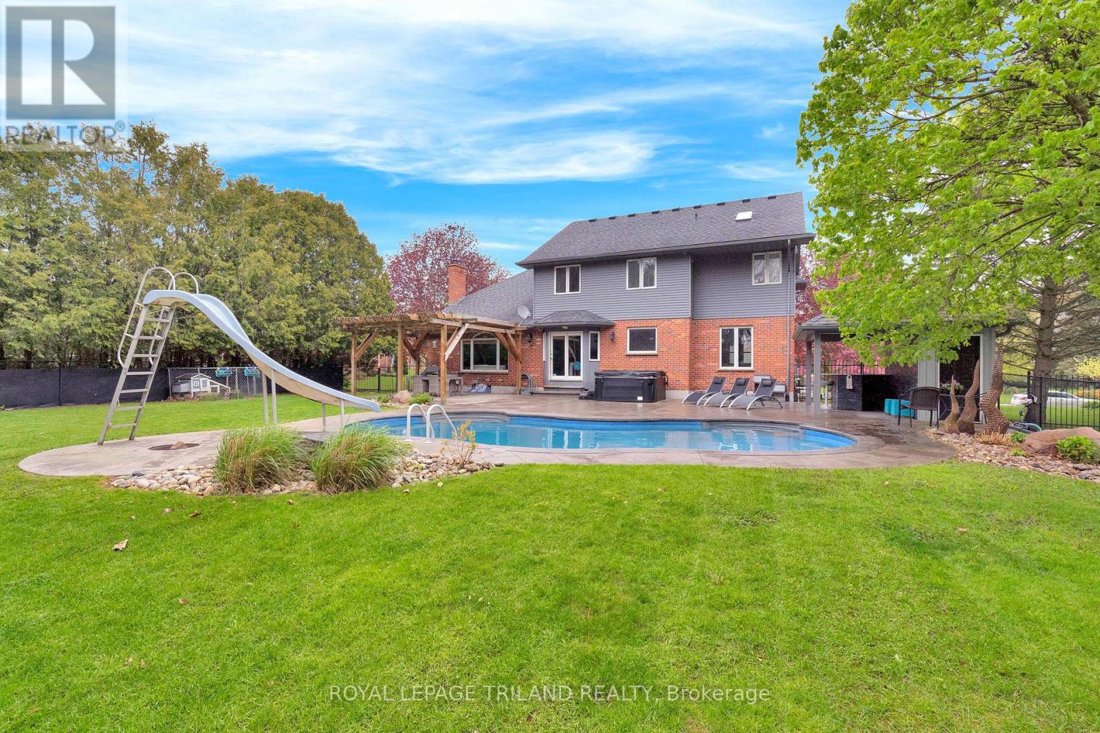 148 Salisbury Drive Property Photo 49