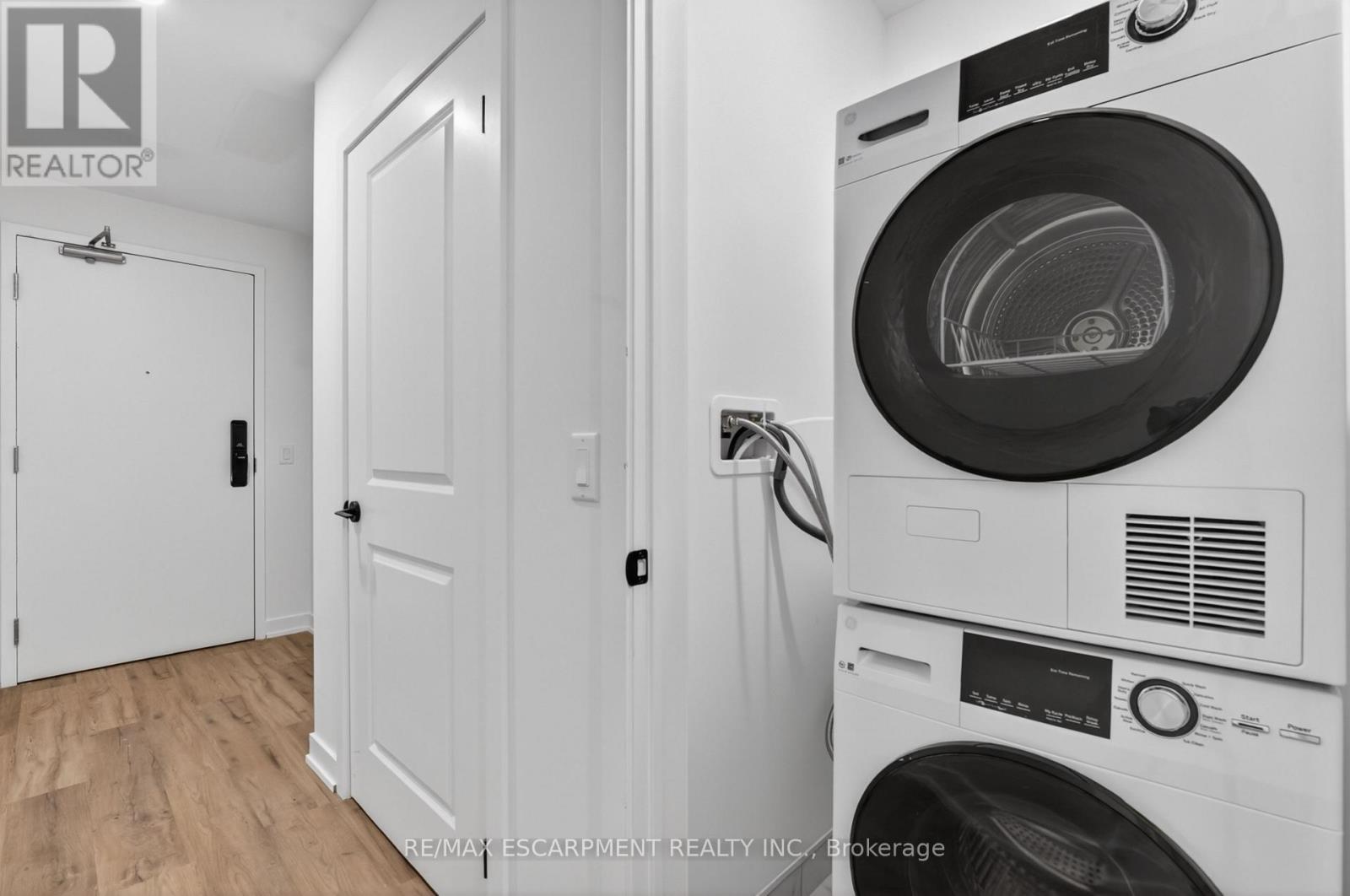707 - 461 Green Road W Property Photo 5