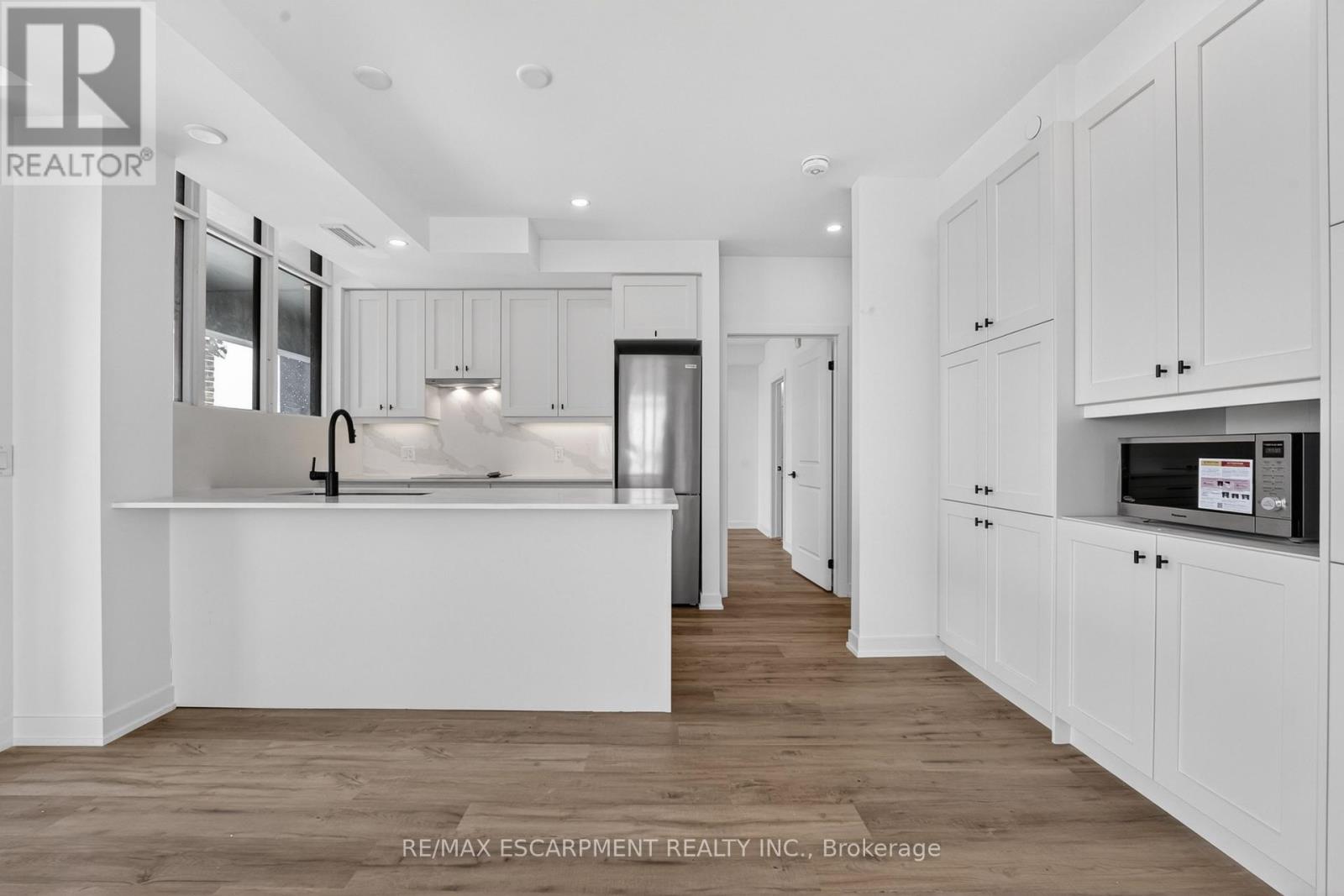 707 - 461 Green Road W Property Photo 12