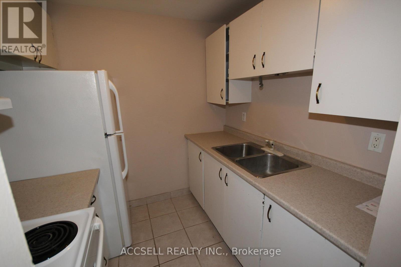 306 - 276 Merritt Avenue Property Photo 11