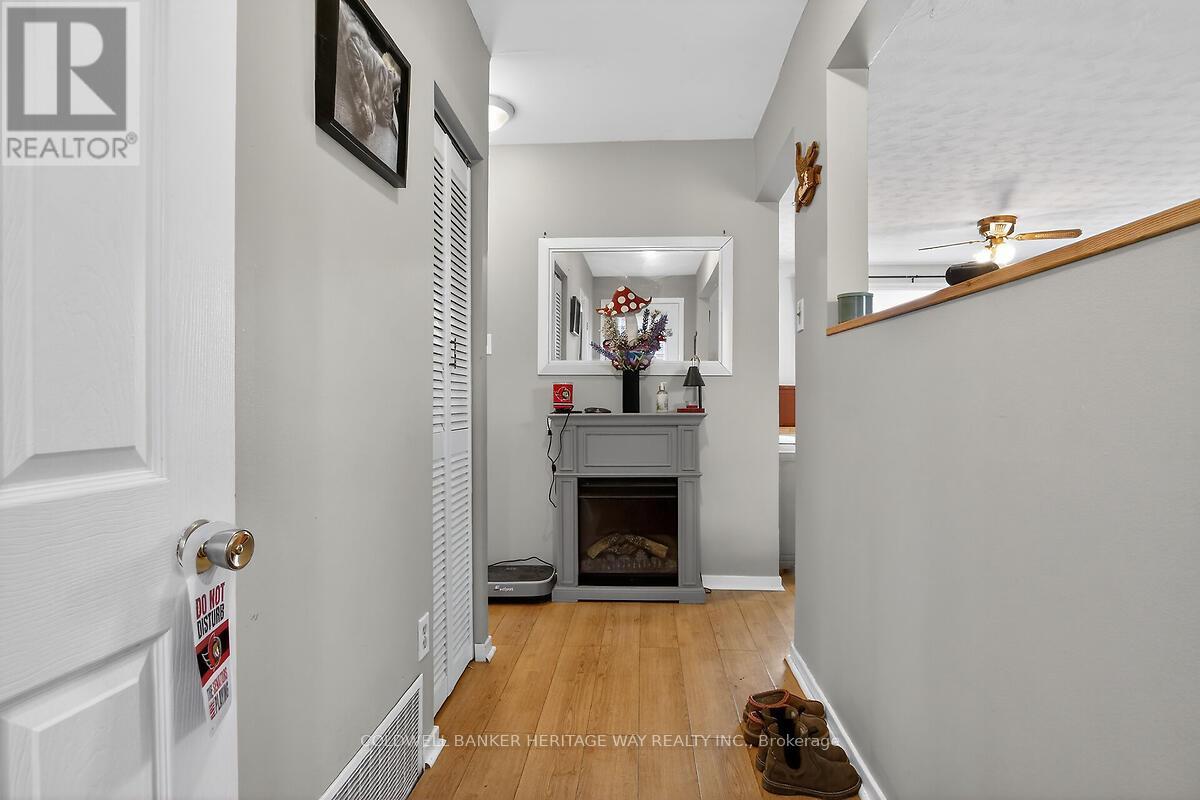 106 Munro Lane Property Photo 4