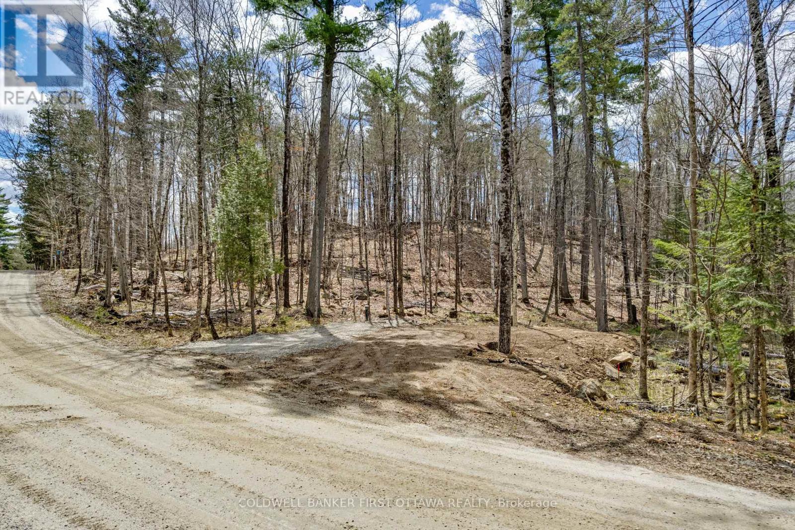 621 North Shore Rd Road Property Photo 8