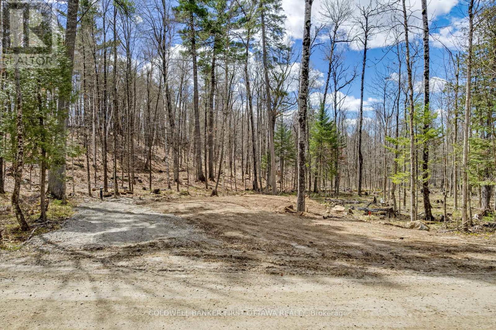 621 North Shore Rd Road Property Photo 9