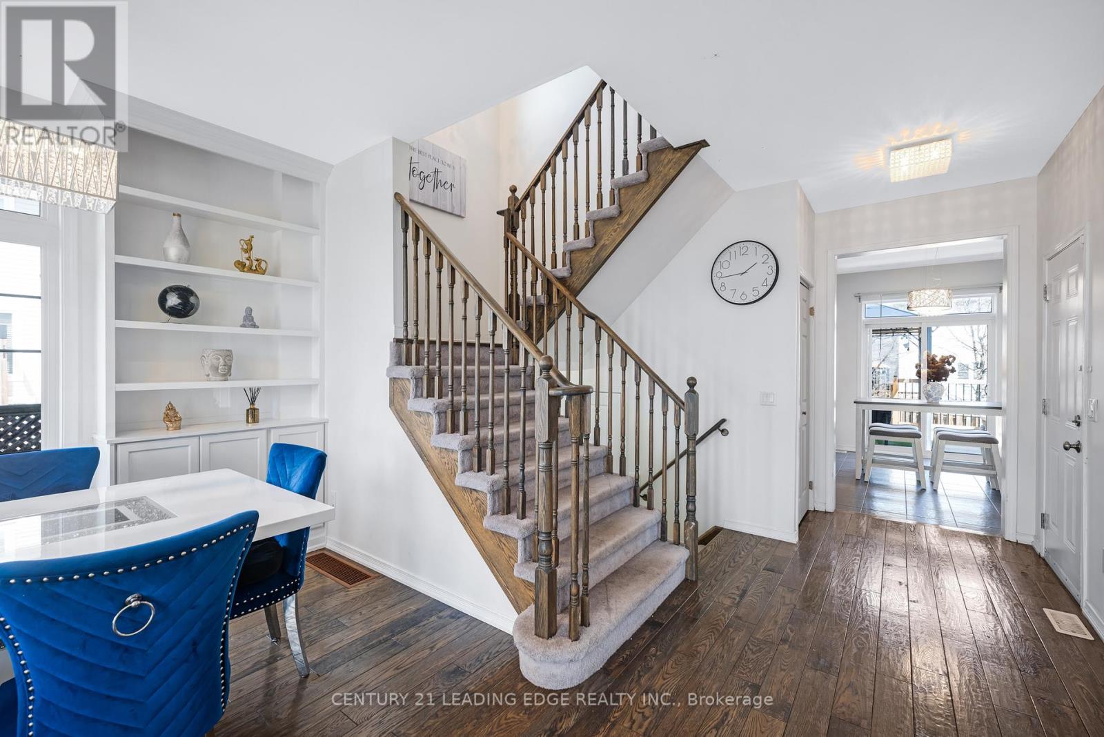 720 Fisher Street E Property Photo 18