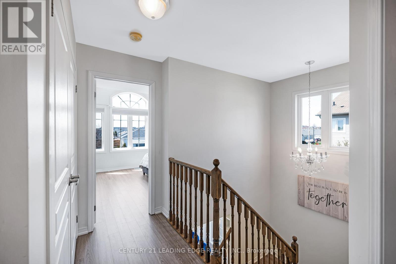720 Fisher Street E Property Photo 26