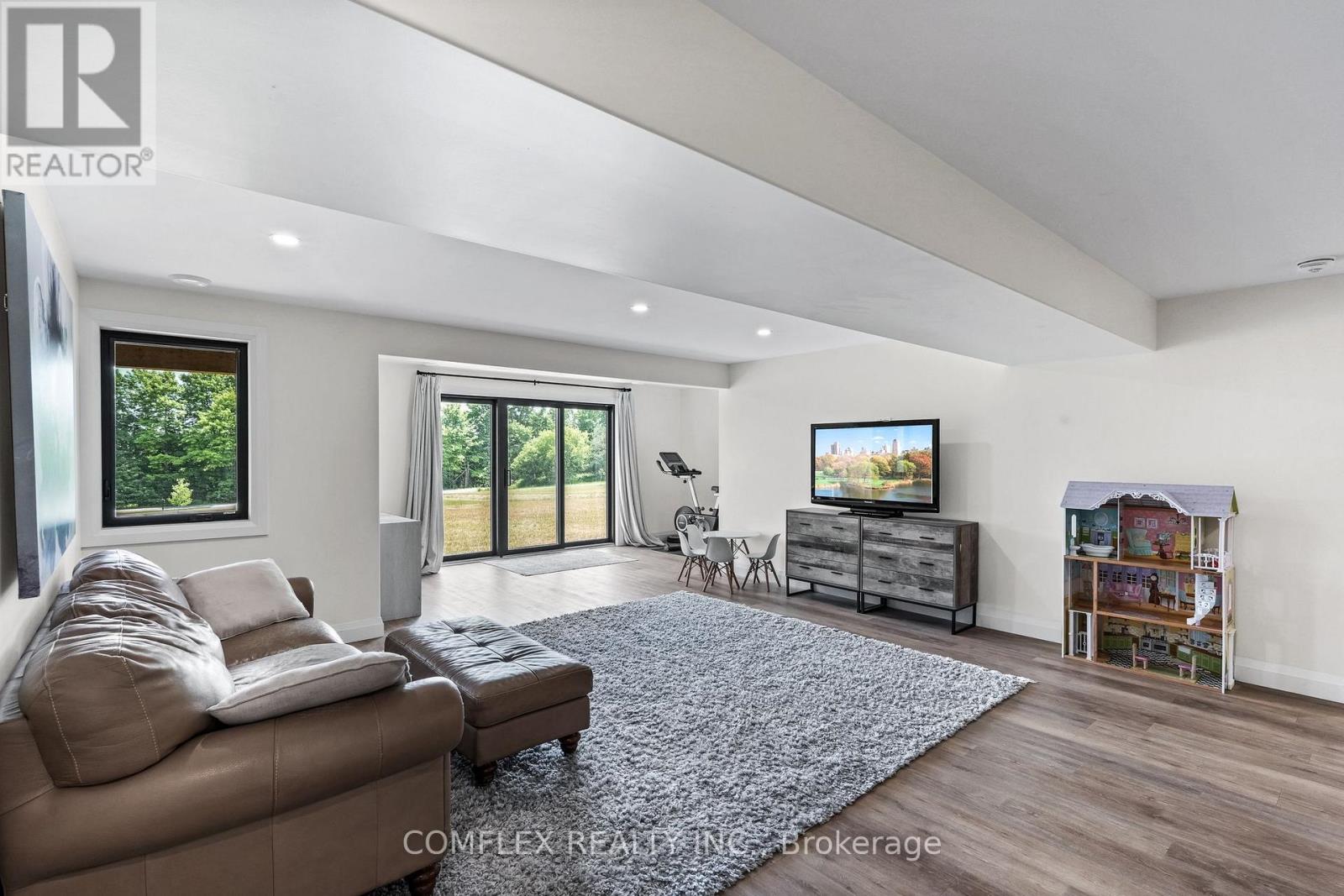 580 Penryn Road Property Photo 28