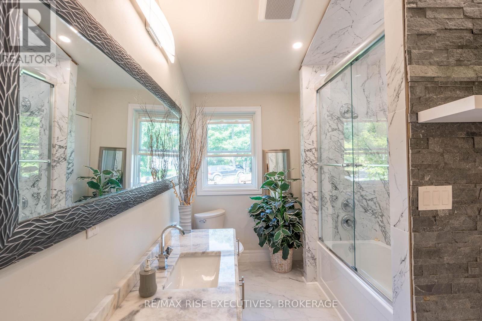 1365 Fourth Lake Road Property Photo 12