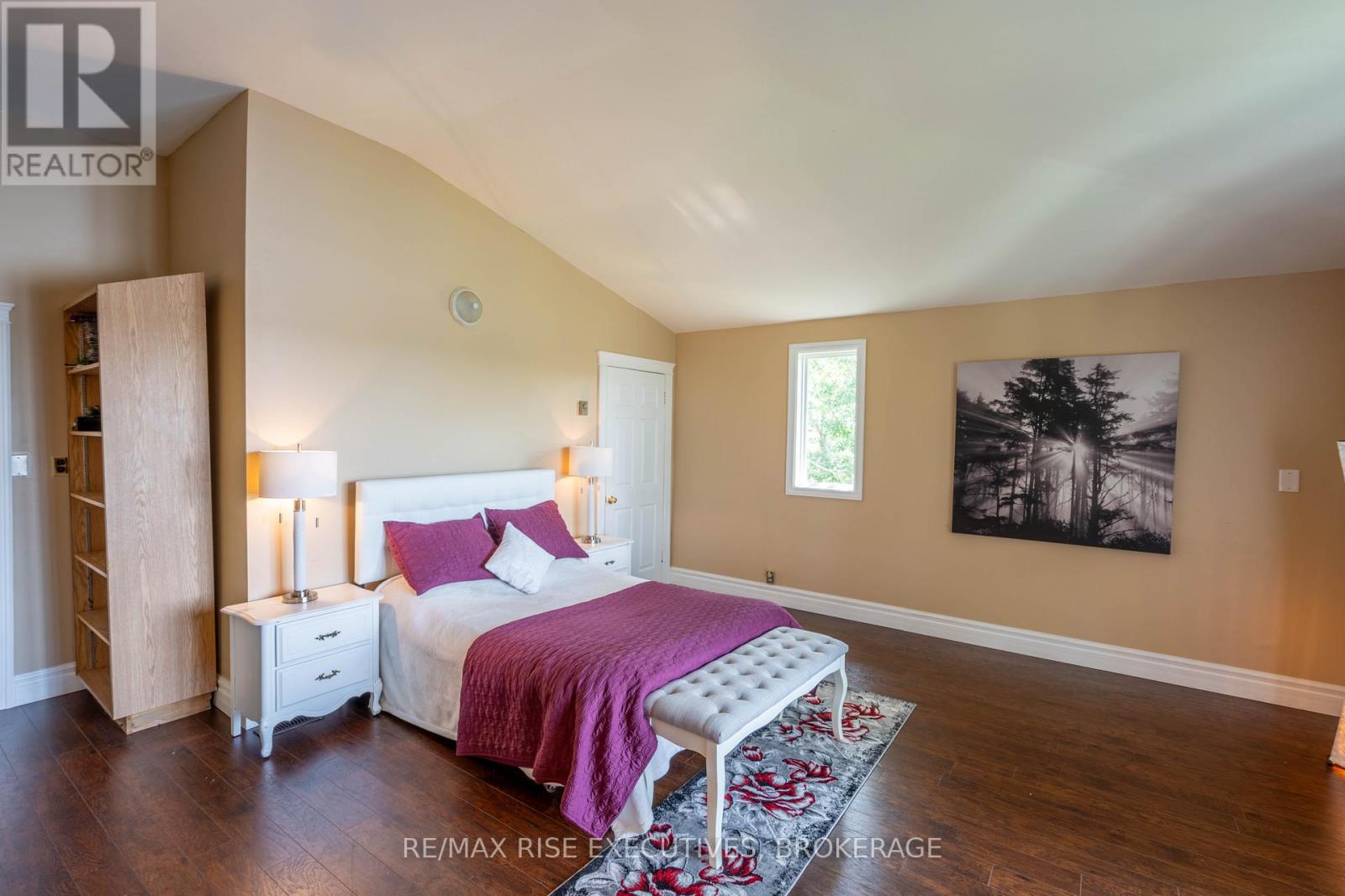 1365 Fourth Lake Road Property Photo 13